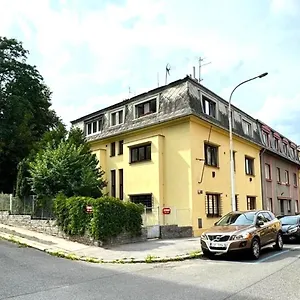 Hillside Апарт-отель